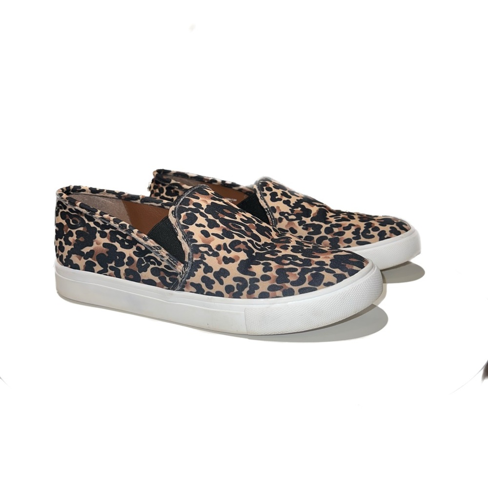 Steve Madden Slip-Ons